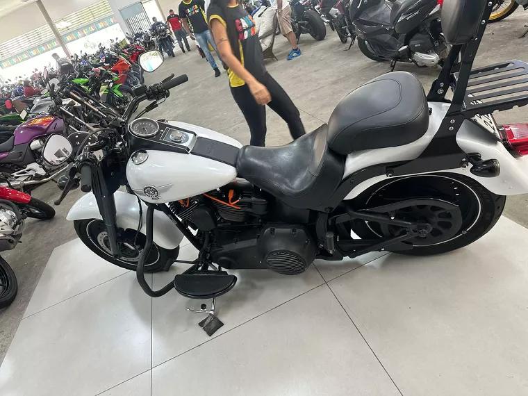 Harley-Davidson Fat Boy Branco 12