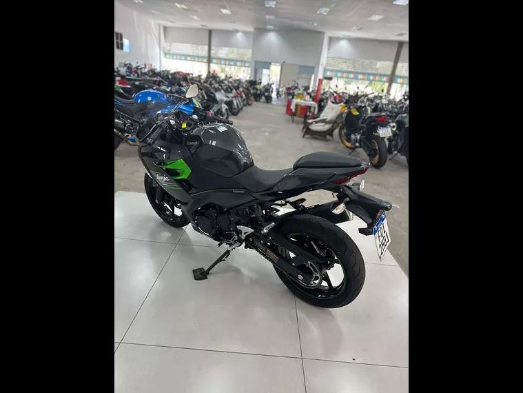 Kawasaki Ninja Preto 8