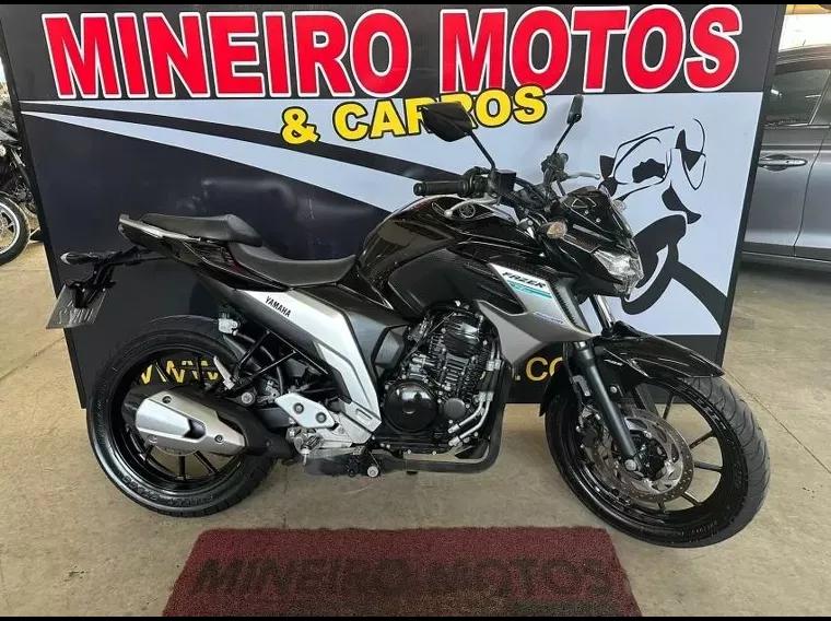 Yamaha Fazer 250 Preto 1