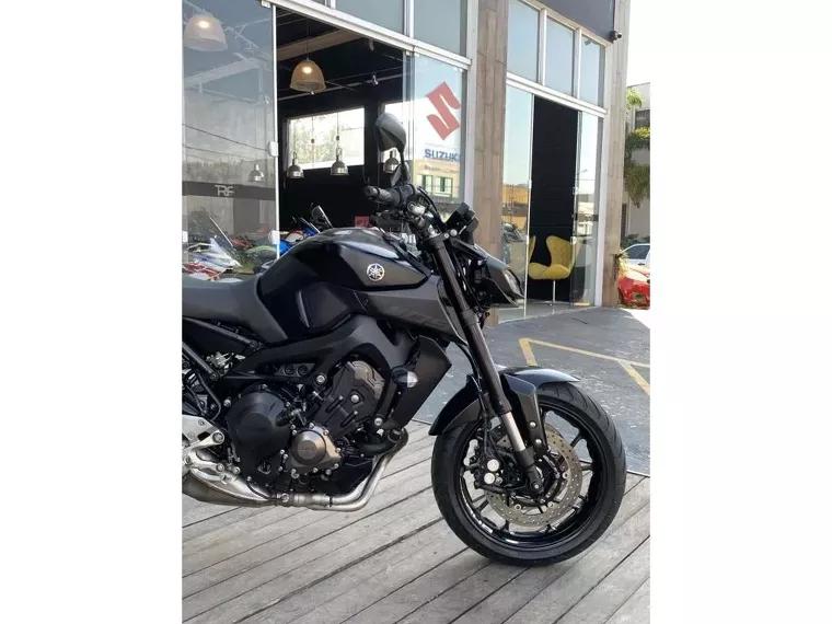 Yamaha MT-09 Preto 5