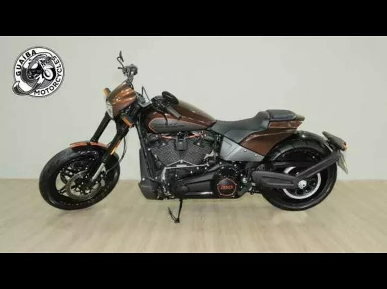 Harley-Davidson Softail Marrom 9