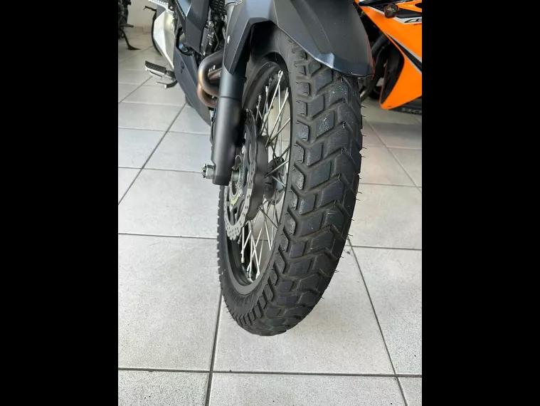 Kawasaki Versys Preto 14