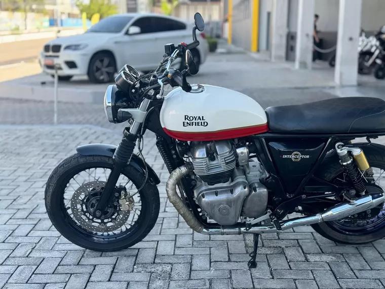 Royal Enfield Interceptor Branco 8