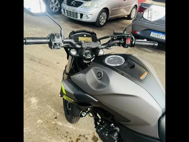 Yamaha Fazer 250 Cinza 3