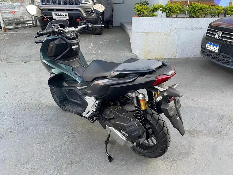 Honda Honda ADV Verde 3