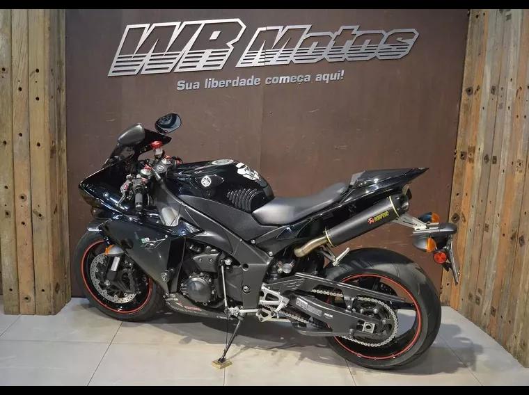 Yamaha YZF R1 Preto 4