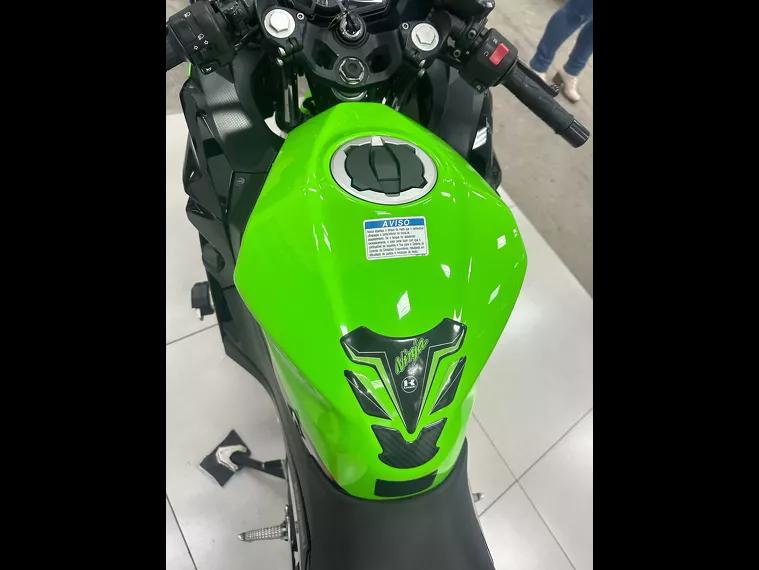 Kawasaki Ninja Verde 10