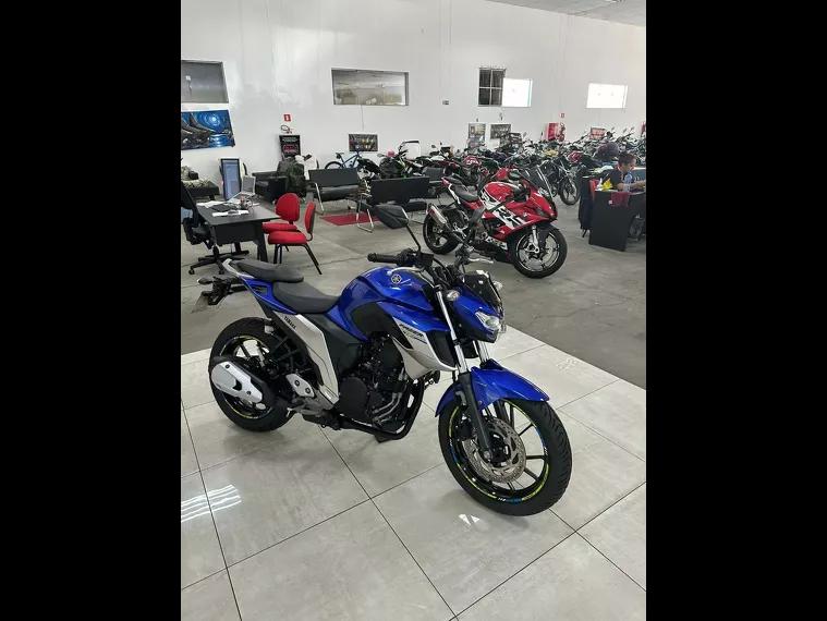 Yamaha Fazer 250 Azul 8