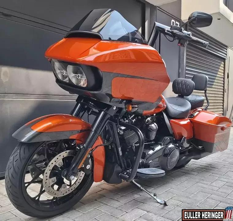 Harley-Davidson Road Glide Laranja 4