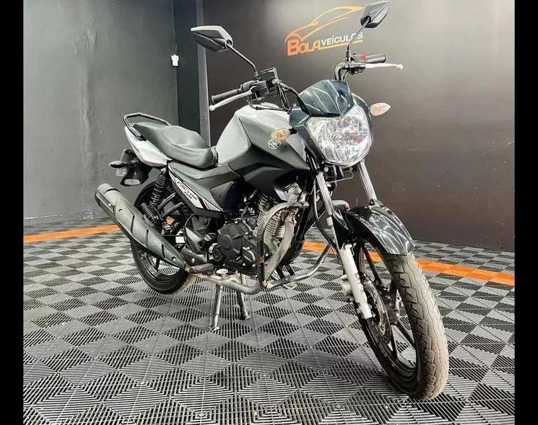 Yamaha YBR 125 Factor Branco 1