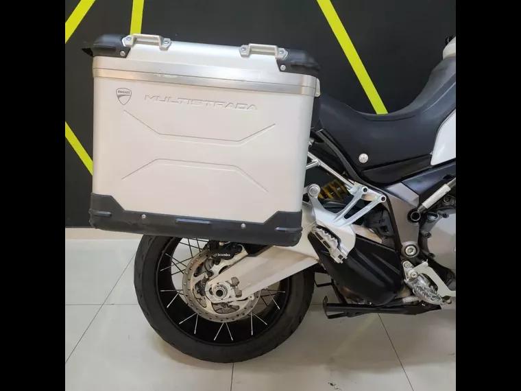 Ducati Multistrada Branco 8