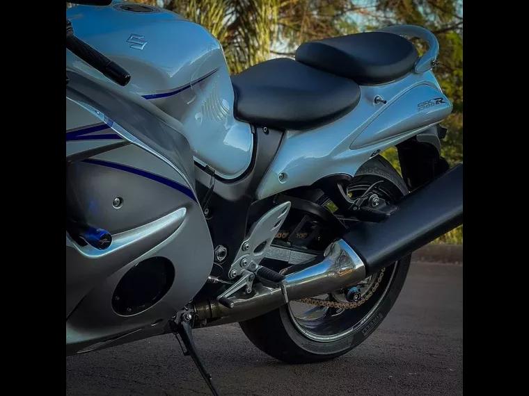 Suzuki GSX Branco 6