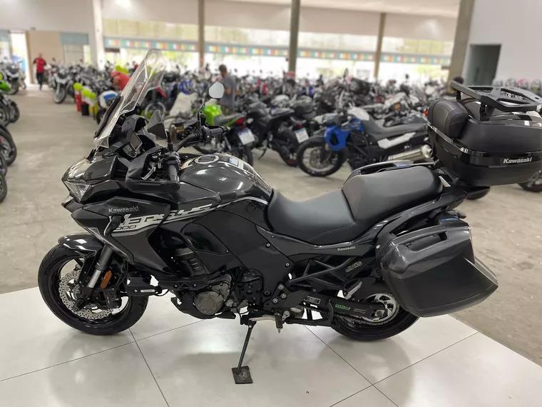 Kawasaki Versys Preto 11