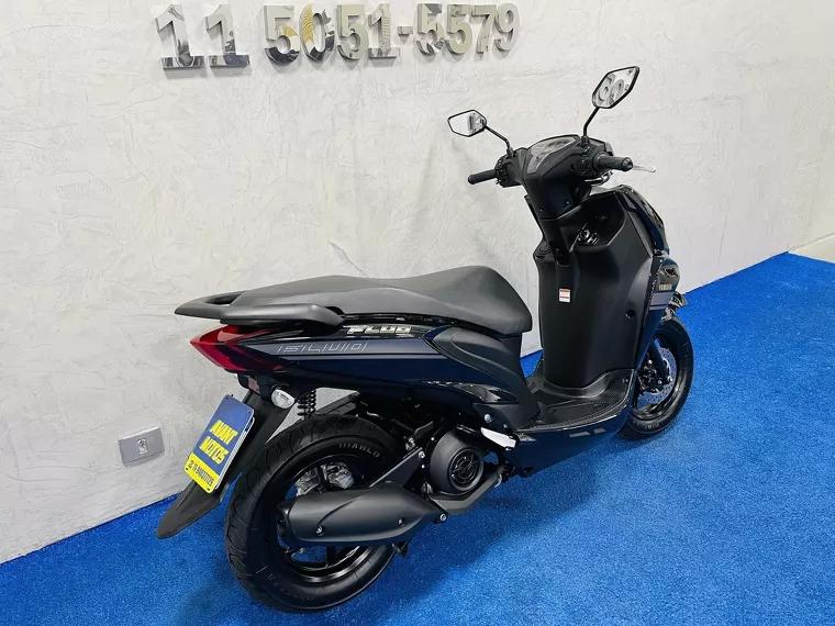 Yamaha Fluo Preto 15