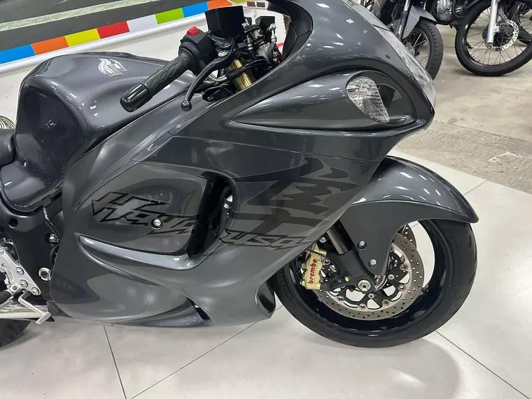 Suzuki GSX Cinza 6