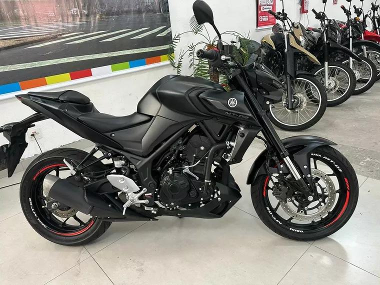 Yamaha MT-03 Preto 15