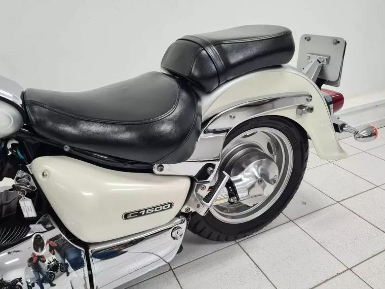 Suzuki Boulevard Branco 8