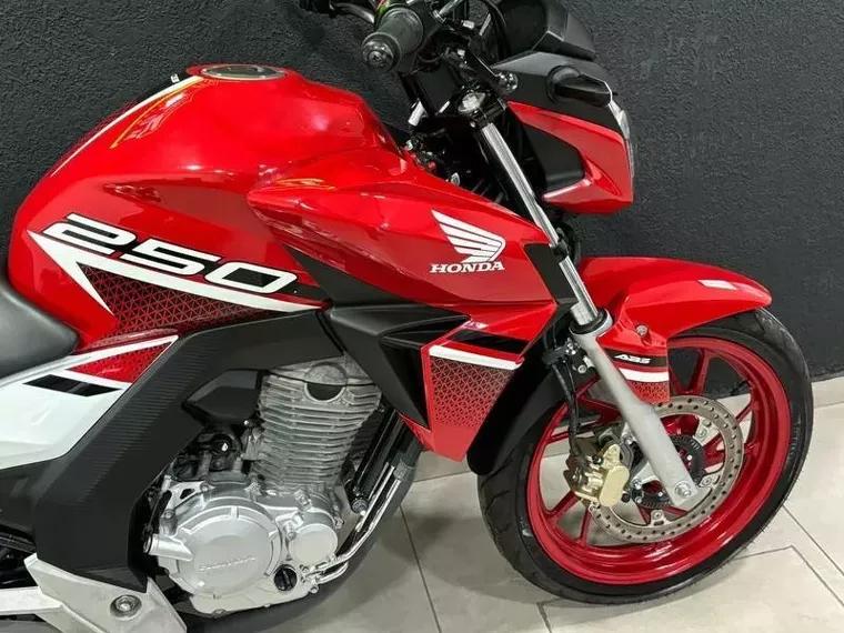 Honda CB Twister Vermelho 5