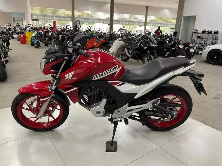 Honda CB Twister Vermelho 22