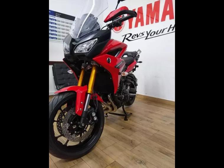 Yamaha Tracer 900 Vermelho 3