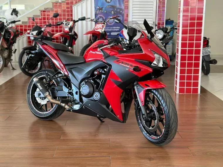 Honda CBR 500 Vermelho 1