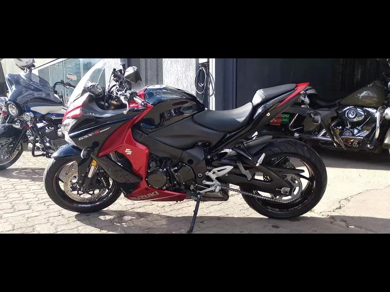 Suzuki GSX-S Preto 4