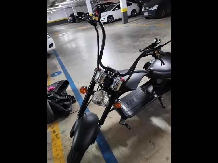 Gloov Scooter X11 Preto 2