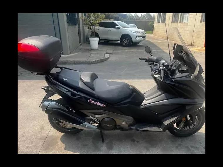 Kymco AK Preto 4