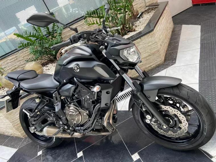 Yamaha MT-07 Preto 4