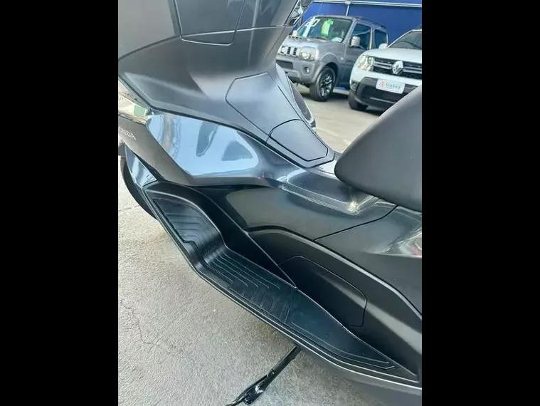 Honda PCX Cinza 9