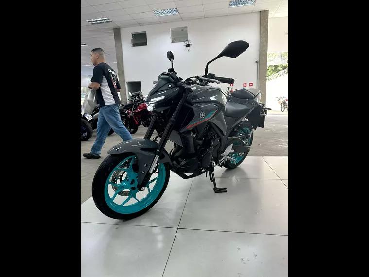 Yamaha MT-03 Cinza 8