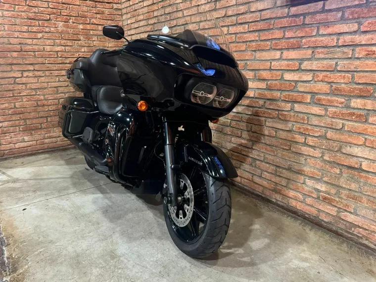 Harley-Davidson Road Glide Preto 3