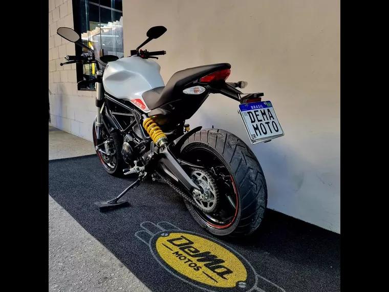 Ducati Monster Branco 6