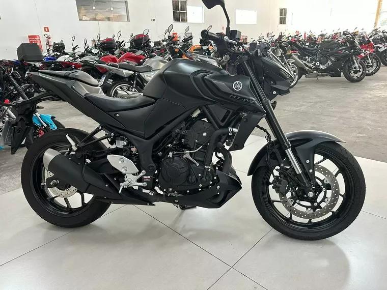 Yamaha MT-03 Preto 6