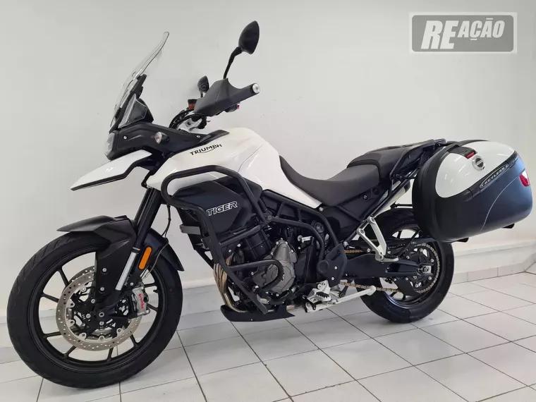 Triumph Tiger 900 Branco 1