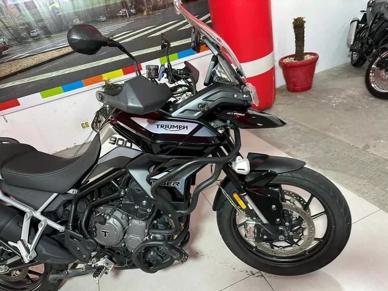 Triumph Tiger 900 Preto 23