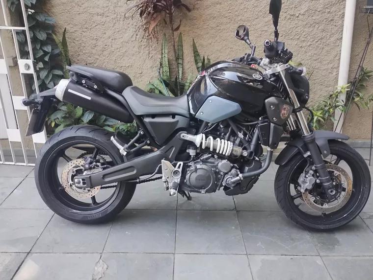 Yamaha MT-03 Preto 9