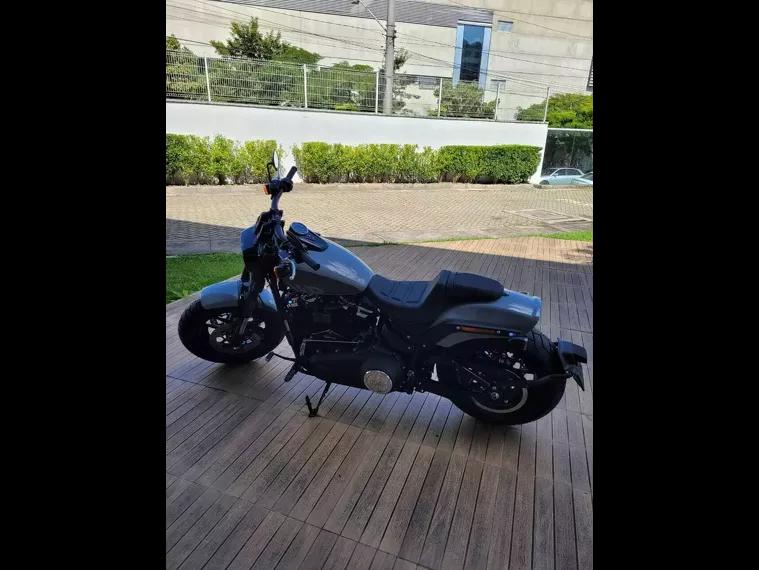 Harley-Davidson Fat Bob Cinza 5