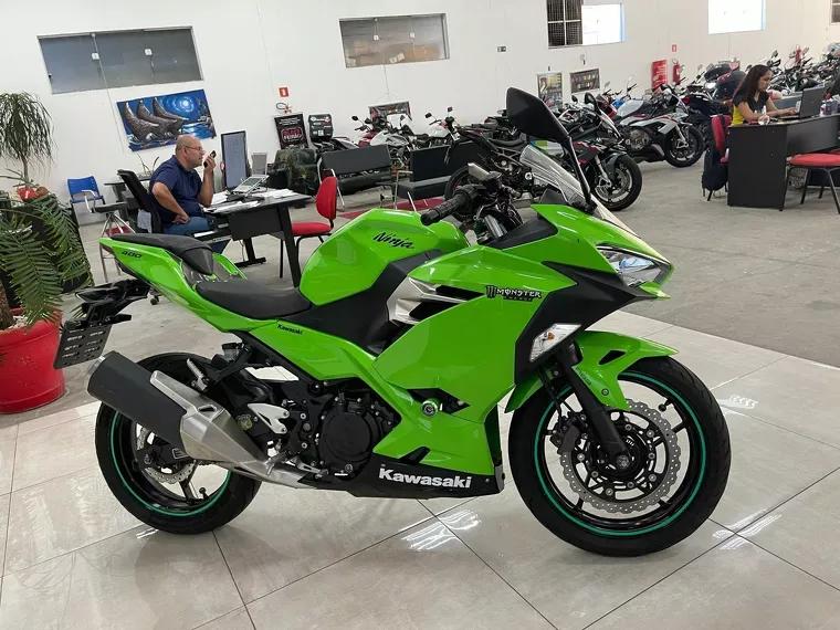 Kawasaki Ninja Verde 1