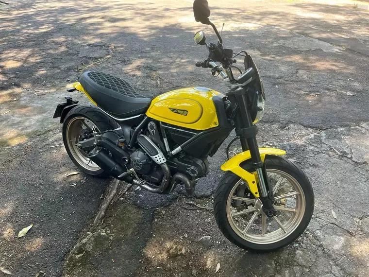 Ducati Scrambler Amarelo 1