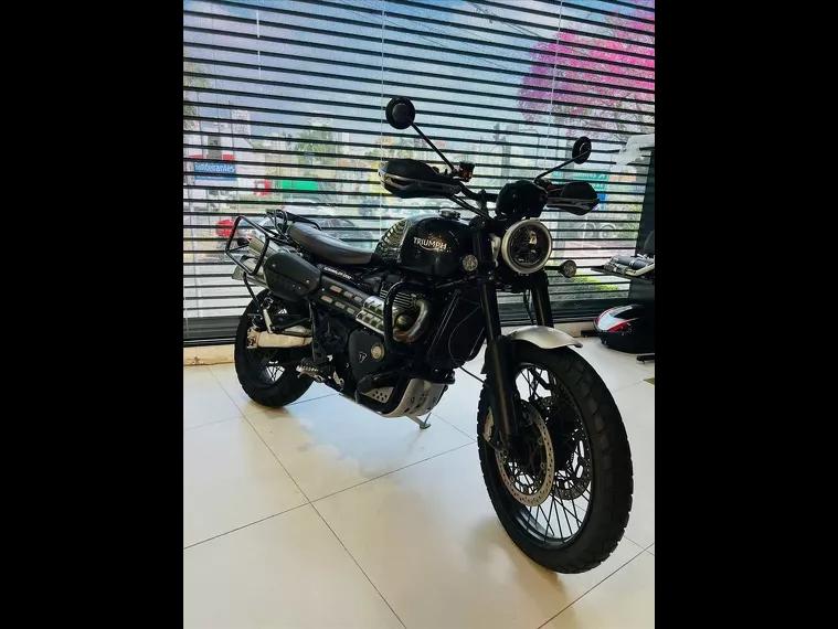 Triumph Scrambler Cinza 1