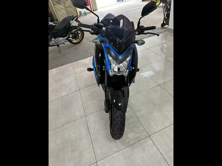 Suzuki GSX-S Azul 13