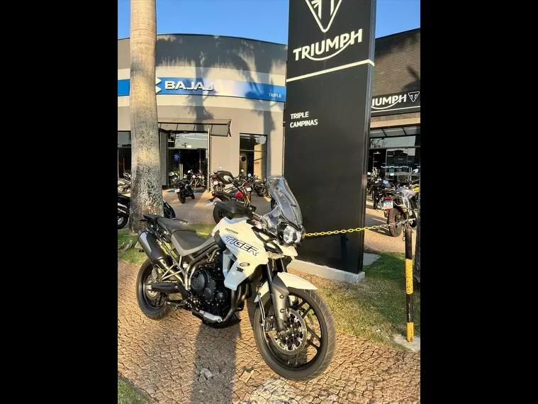 Triumph Tiger 800 Branco 4