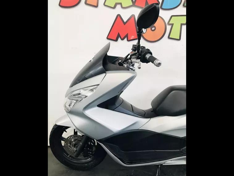 Honda PCX Cinza 5