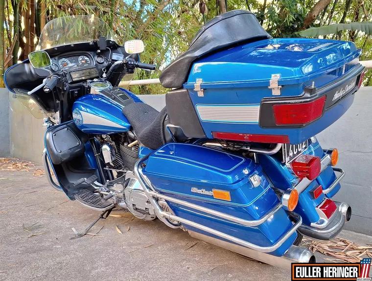 Harley-Davidson Electra Glide Azul 4