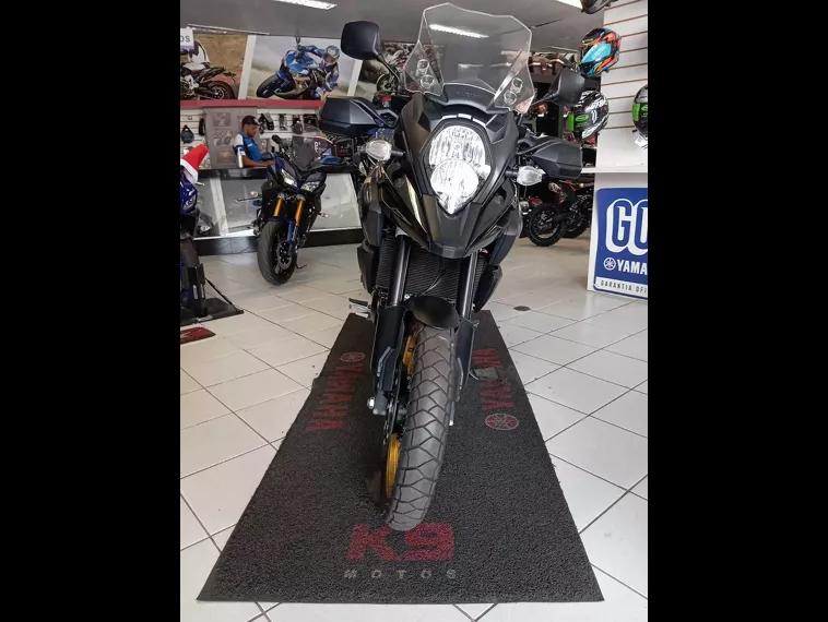 Suzuki V-Strom Preto 3