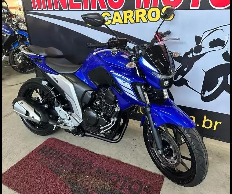 Yamaha Fazer 250 Azul 3