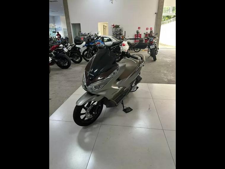 Honda PCX Prata 11