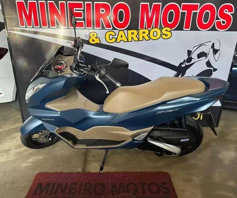 Honda PCX Azul 2