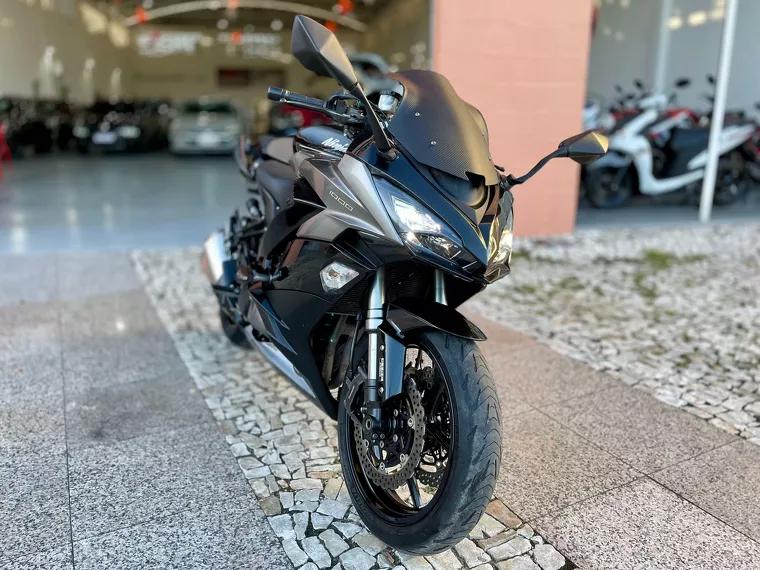 Kawasaki Ninja Preto 3